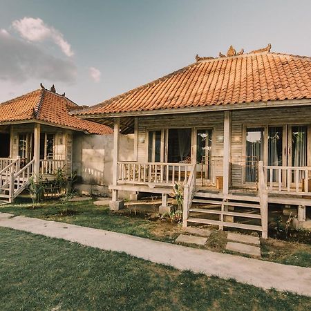 Hotel The Bridge Huts Nusa Lembongan Esterno foto