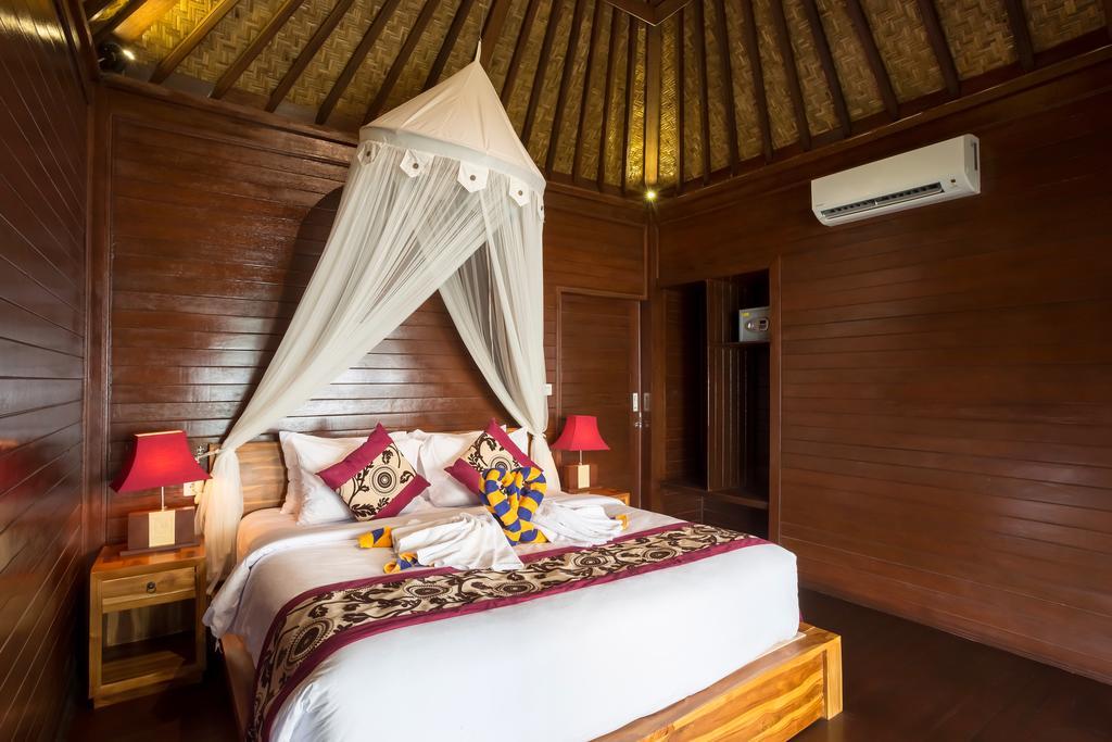 Hotel The Bridge Huts Nusa Lembongan Esterno foto