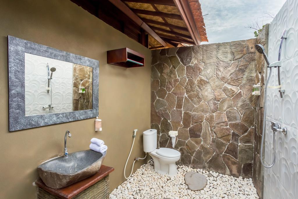 Hotel The Bridge Huts Nusa Lembongan Esterno foto
