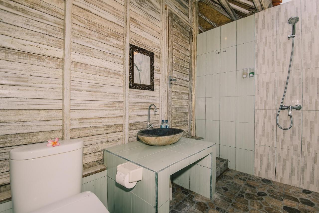 Hotel The Bridge Huts Nusa Lembongan Esterno foto